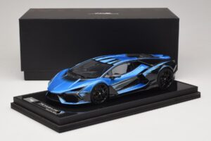 Lamborghini Revuelto Blue Black IVY Merit 1:18 REMC040 Resina — immagine 7 di 7
