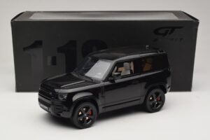 Land Rover Defender 90 L663 P400 X-Dynamic HSE Santorini Black GT Spirit 1:18 GT992 Resina — immagine 6 di 6