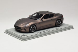 Maserati GranTurismo Trofeo Rame Folgore BBR 1:18 P18240AMAS Resina — immagine 2 di 7