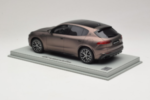 Maserati Grecale Bronzo BBR 1:18 P18220FMAS Resina — immagine 5 di 7