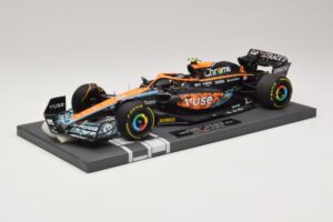McLaren MCL36 #4 L. Norris Abu Dhabi GP 2022 Minichamps 1:18 McLaren MCL36 #4 L. Norris Abu Dhabi GP 2022 Minichamps 1:18 537224004 Resina