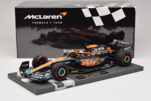 McLaren MCL36 O. Piastri Abu Dhabi Test 2022 Minichamps 1:18 537221828 Resina — immagine 7 di 7