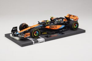McLaren MCL60 #4 L. Norris 2nd Place Hungarian GP 2023 Minichamps 1:18 McLaren MCL60 #4 L. Norris 2nd Place Hungarian GP 2023 Minichamps 1:18 537233004 Resina