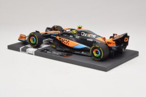 McLaren MCL60 #4 L. Norris 2nd Place Hungarian GP 2023 Minichamps 1:18 537233004 Resina — immagine 5 di 7