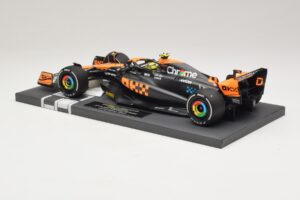McLaren MCL60 #4 L. Norris 2nd Place Japanese GP 2023 Minichamps 1:18 537233504 Resina — immagine 5 di 7
