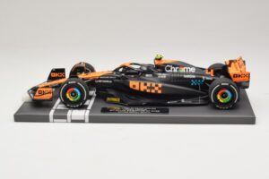 McLaren MCL60 #4 L. Norris 2nd Place Singapore GP 2023 Minichamps 1:18 537233404 Resina — immagine 3 di 7