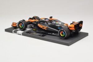 McLaren MCL60 #81 O. Piastri Japanese GP 2023 Minichamps 1:18 537233581 Resina — immagine 5 di 7