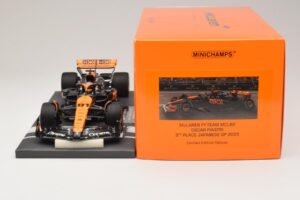 McLaren MCL60 #81 O. Piastri Japanese GP 2023 Minichamps 1:18 537233581 Resina — immagine 6 di 7