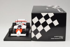McLaren MP4/2 TAG #7 A. Prost Portuguese GP Winner 1984 Minichamps 1:18 537841807 Resina — immagine 6 di 7