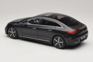 Mercedes EQE V295 Graphite Grey Magno NZG 1:18 B66961108 Pressofusione — immagine 4 di 8