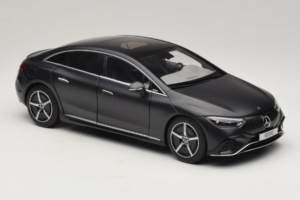 Mercedes EQE V295 Graphite Grey Magno NZG 1:18 B66961108 Pressofusione — immagine 6 di 8