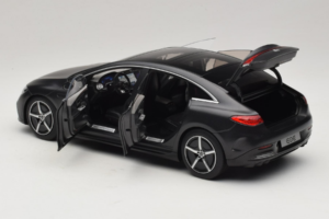 Mercedes EQE V295 Graphite Grey Magno NZG 1:18 B66961108 Pressofusione — immagine 7 di 8