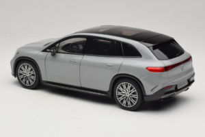 Mercedes EQS SUV X296 Manufaktur Alpine Grey NZG 1:18 B66960591 Pressofusione — immagine 7 di 8