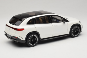 Mercedes EQS SUV X296 Manufaktur Diamond White NZG 1:18 B66960590 Pressofusione — immagine 3 di 8
