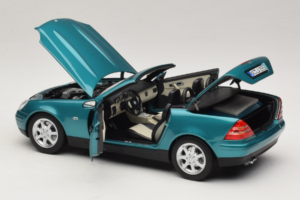 Mercedes SLK R170 Vivianite Green Norev 1:18 183021 Pressofusione — immagine 7 di 10