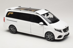 Mercedes V-Class W447 AMG Line Bianco Norev 1:18 183876 Pressofusione — immagine 6 di 8