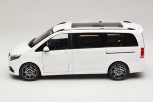 Mercedes V-Class W447 AMG Line Bianco Norev 1:18 183876 Pressofusione — immagine 5 di 8