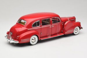 Packard Super Eight One-Eighty Rosso Greenlight 1:18 12971 Pressofusione — immagine 2 di 6