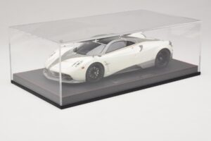 Pagani Huayra Luminous Green AB 1:18 REMC041 Resina — immagine 6 di 7