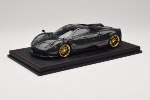 Pagani Huayra Starry Night Sky AB 1:18 REMC039 Resina — immagine 2 di 7