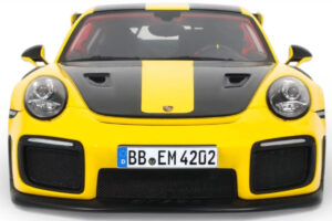 Porsche 911 GT2 RS 991.2 Nurburgring Lap Record Giallo GT Spirit 1:18 GT972 Resina — immagine 4 di 5