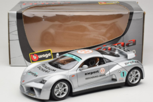 Giugiaro Prima Argento Bburago 1:18 33130 Pressofusione — immagine 8 di 8