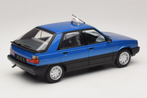 Renault 11 GTL Taxi James Bond MCG 1:18 MCG18833 Pressofusione — immagine 2 di 6