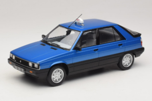 Renault 11 GTL Taxi James Bond MCG 1:18 MCG18833 Pressofusione