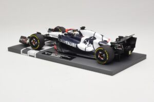 Scuderia AlphaTauri AT04 D. Ricciardo Hungarian GP 2023 Minichamps 1:18 117231203 Resina — immagine 5 di 7