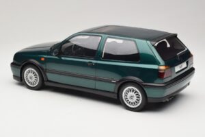 Volkswagen Golf Mk3 VR6 Carat Dragon Green Otto 1:12 G099 Resina — immagine 5 di 6