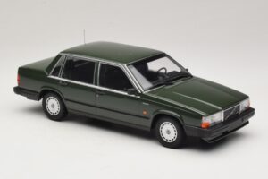 Volvo 740 GL Verde Scuro Minichamps 1:18 155171702 Pressofusione — immagine 4 di 6