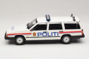 Volvo 740 GL Station Wagon Politi Norway Minichamps 1:18 155171796 Pressofusione — immagine 3 di 6
