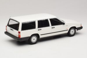 Volvo 740 GL Station Wagon Bianco Minichamps 1:18 155171772 Pressofusione — immagine 2 di 6