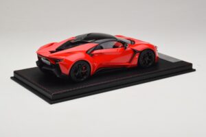 W Motors Fenyr Supersport Rosso SophiArt 1:18 SA003-06 Resina — immagine 2 di 6