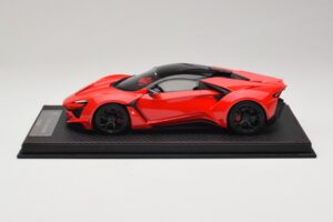 W Motors Fenyr Supersport Rosso SophiArt 1:18 SA003-06 Resina — immagine 3 di 6