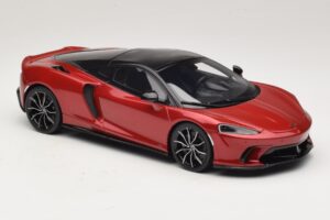 McLaren GTS Rosso GT Spirit 1:18 GT971 Resina — immagine 4 di 6