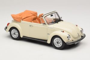 Volkswagen 1303 Cabrio Cream White Norev 1:18 188535 Pressofusione — immagine 4 di 6