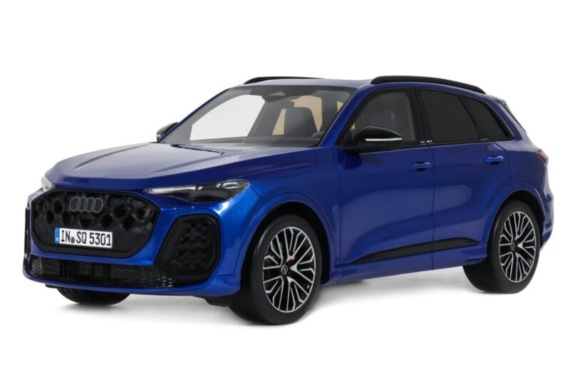 Audi SQ5 FY TFSI Ultra Blu Otto 1:18 OT1281 Resina