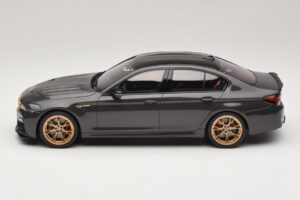BMW M5 CS F90 Brands Hatch Grey Metallic GT Spirit 1:18 GT993 Resina — immagine 3 di 6