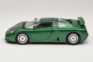 Bugatti EB110 Verde Metallizzato Bburago 1:18 3003 Pressofusione — immagine 4 di 8