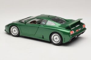 Bugatti EB110 Verde Metallizzato Bburago 1:18 3003 Pressofusione — immagine 7 di 8