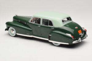 Cadillac Fleetwood Series 60 Special Verde MCG 1:18 MCG18657 Pressofusione — immagine 5 di 6