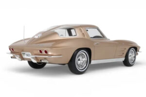 Chevrolet Corvette C2 Sting Ray Saddle Tan GT Spirit 1:12 GT1004 Resina — immagine 2 di 5
