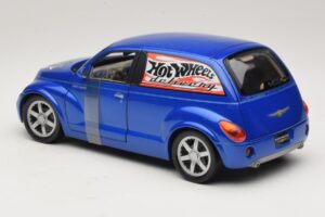 Chrysler PT Cruiser Consegna Blu Hot Wheels 1:18 29616 Pressofusione — immagine 6 di 7