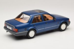 Ford Orion Mk2 1.6i Metallic Blue MCG 1:18 MCG18490 Pressofusione — immagine 2 di 6