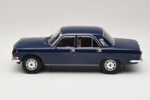 GAZ Volga GAZ-24-10 Blu Scuro MCG 1:18 MCG18014 Pressofusione — immagine 3 di 6