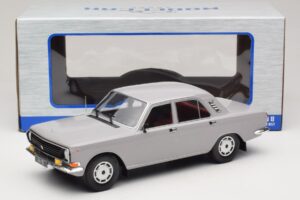 GAZ Volga GAZ-24-10 Grigio MCG 1:18 MCG18016 Pressofusione — immagine 6 di 6