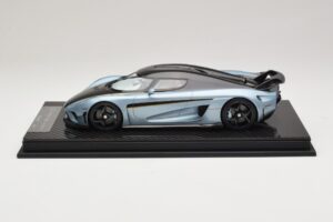 Koenigsegg Regera Blu Pacchetto Carbonio FrontiArt 1:18 F079-173 Resina — immagine 3 di 7