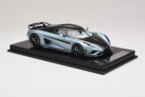 Koenigsegg Regera Blu Pacchetto Carbonio FrontiArt 1:18 F079-173 Resina — immagine 4 di 7