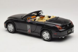 Lexus SC430 Cabriolet Nero Motormax 1:18 73119 Pressofusione — immagine 5 di 6